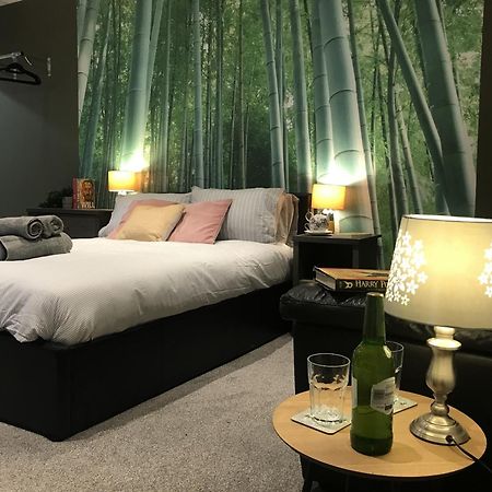Contemporary 1 Bed Studio For Comfy Stay In Wigan Exterior foto